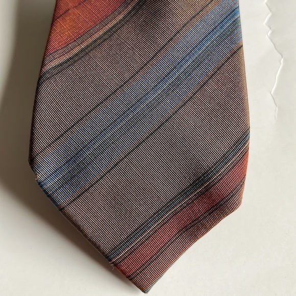 Saint Honore Paris Striped Tie ✝️ - Picture 9 of 15